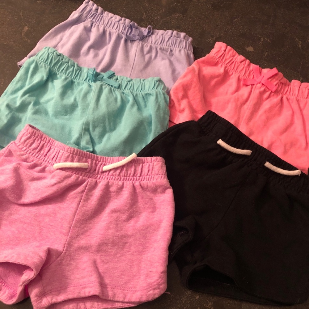 Toddler shorts!25% off two or more bundle items ❣️